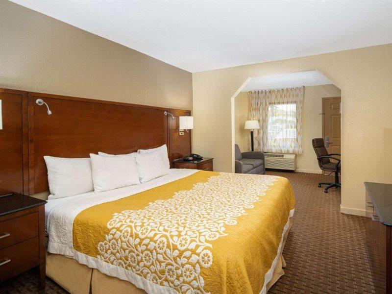 Days Inn By Wyndham Thomaston Extérieur photo