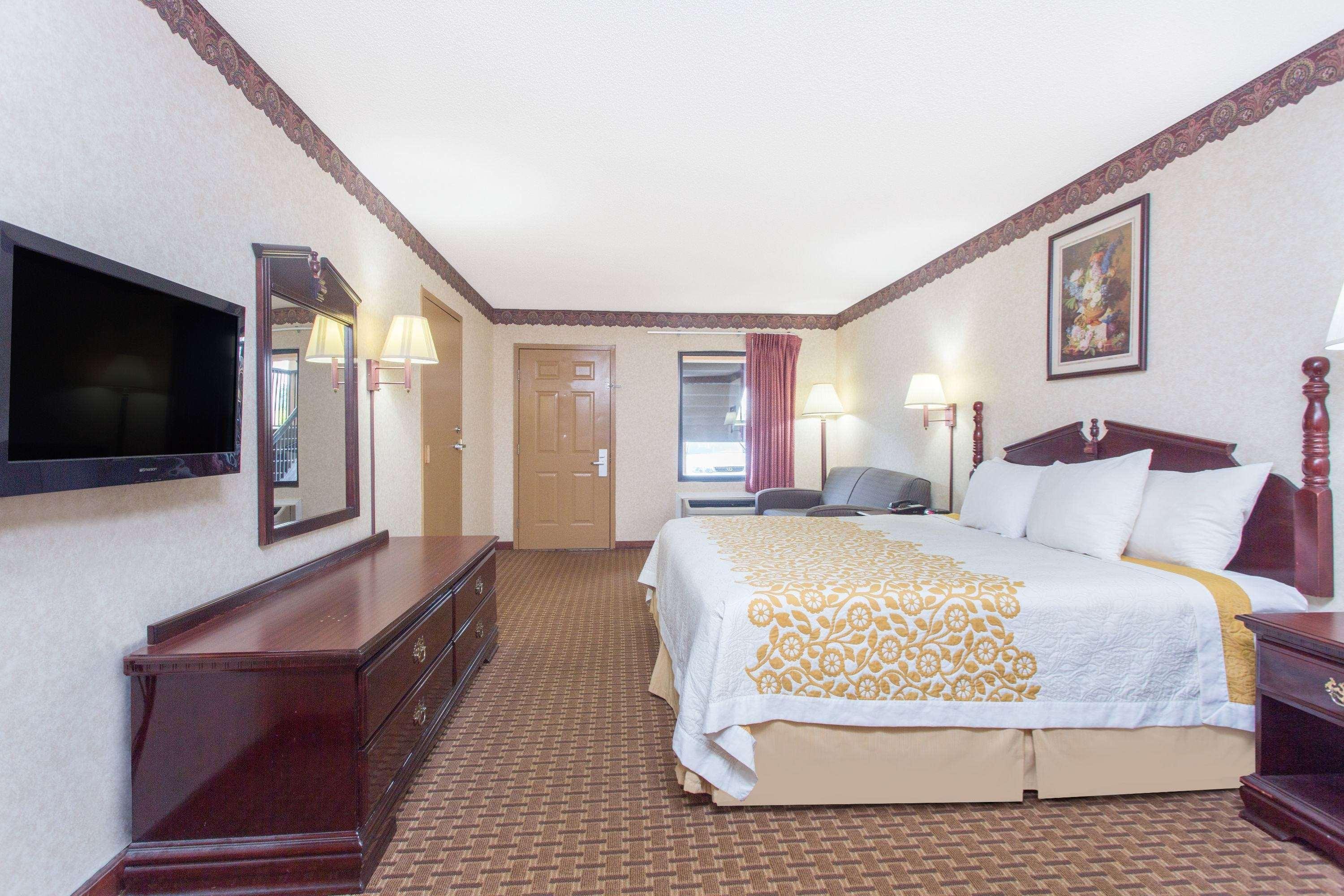 Days Inn By Wyndham Thomaston Extérieur photo