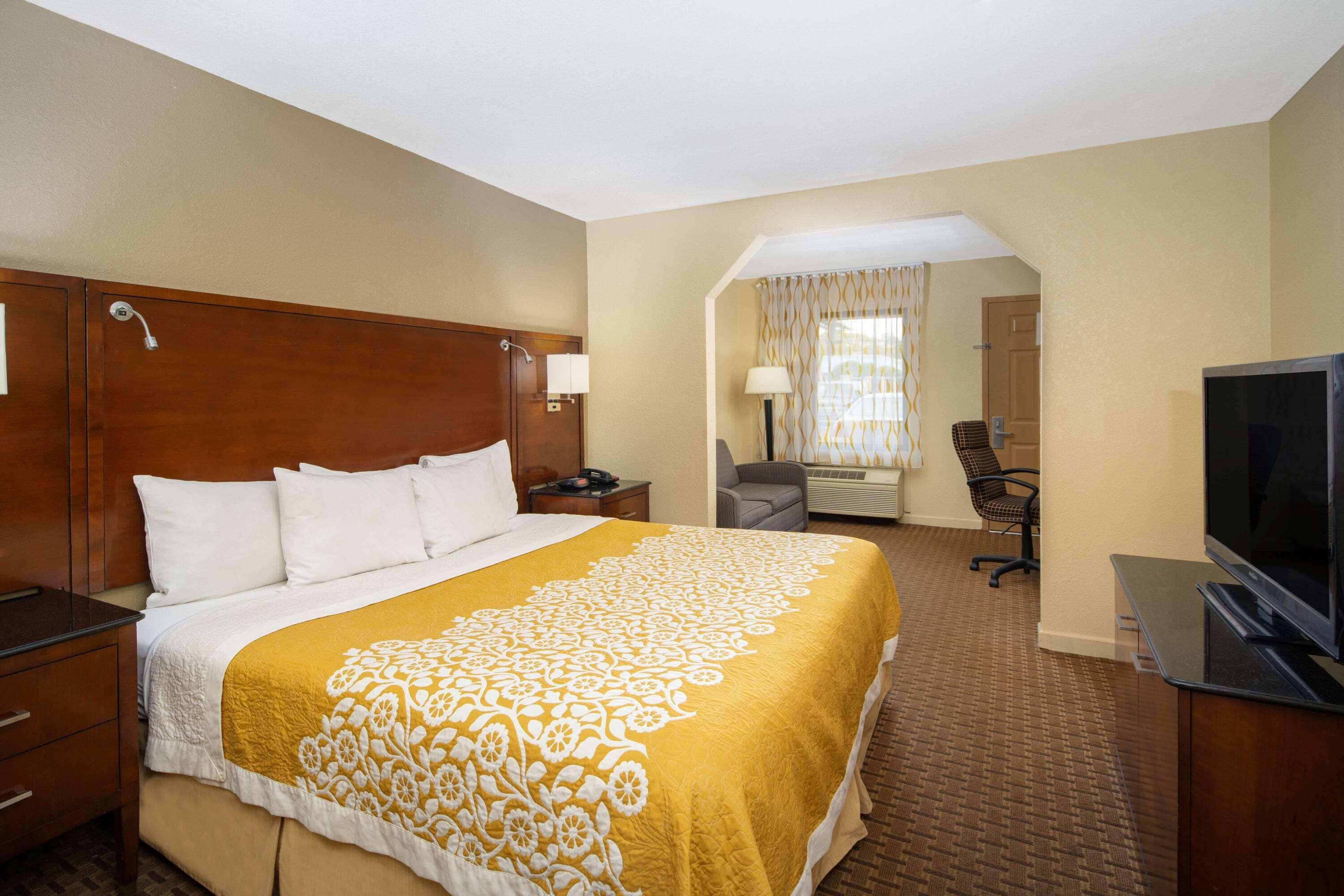 Days Inn By Wyndham Thomaston Extérieur photo