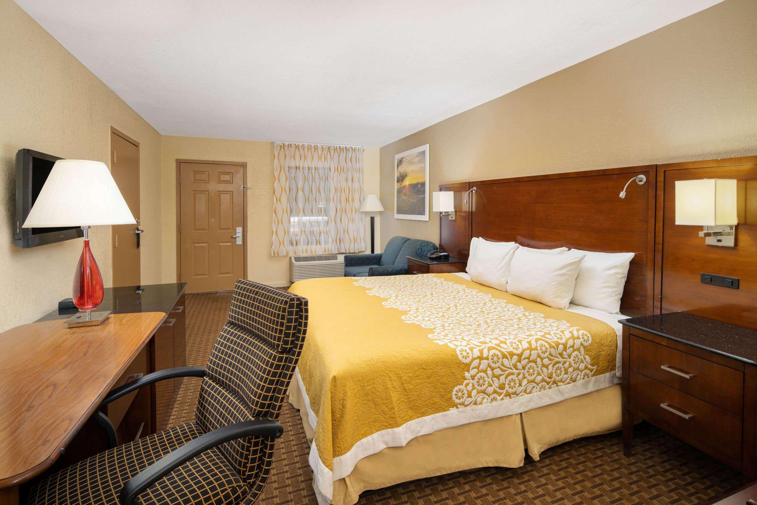 Days Inn By Wyndham Thomaston Extérieur photo