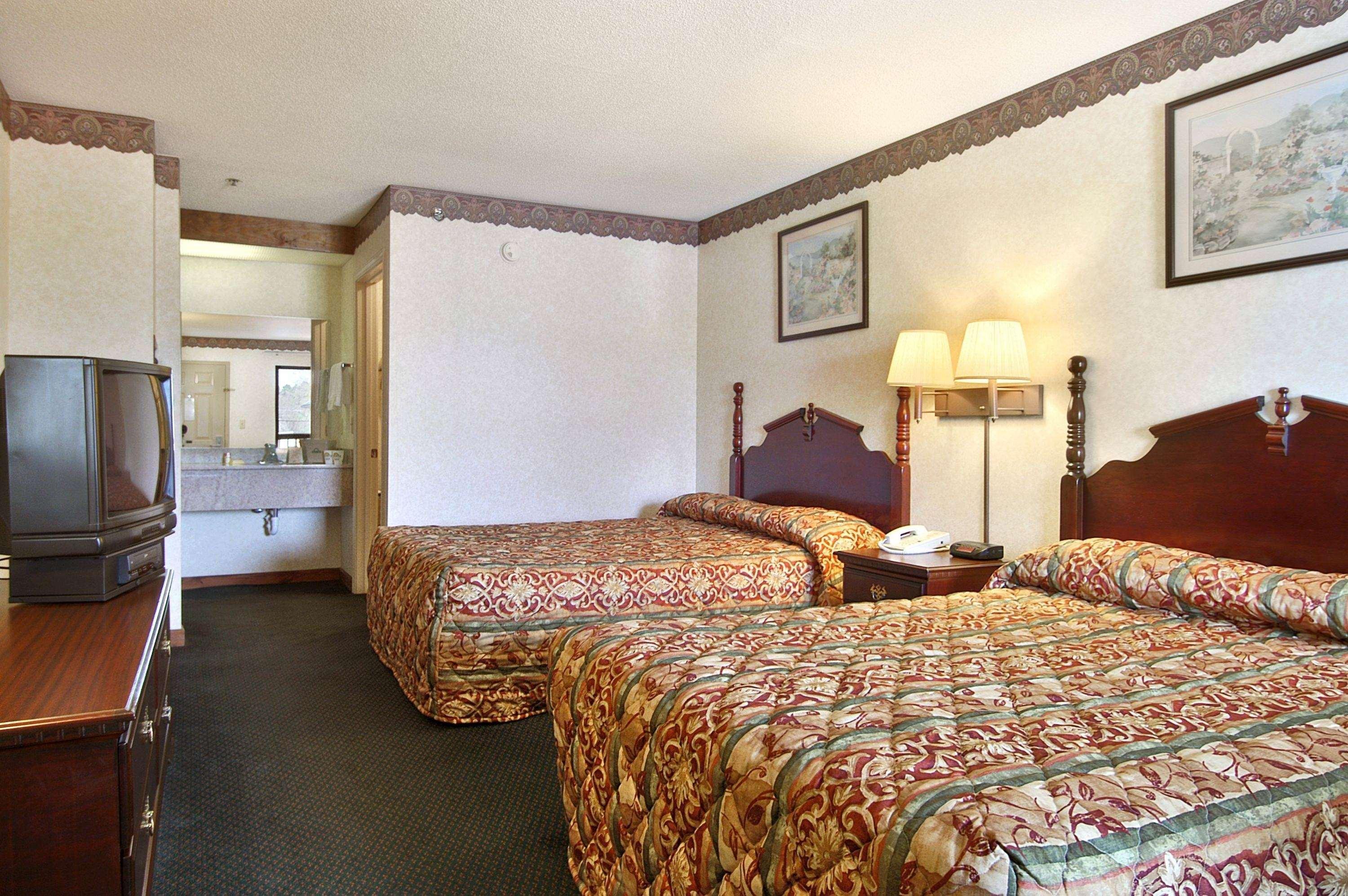 Days Inn By Wyndham Thomaston Extérieur photo