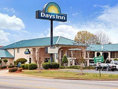 Days Inn By Wyndham Thomaston Extérieur photo